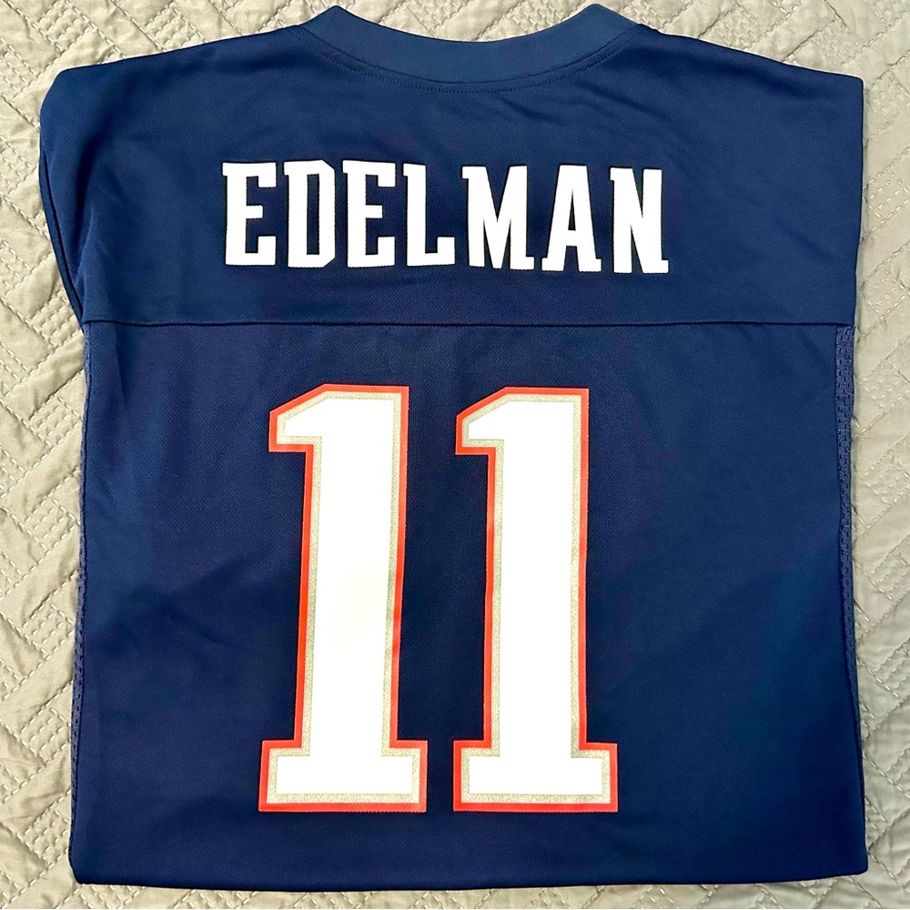 XL Edelman jersey.